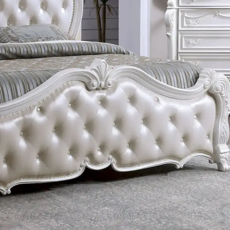 Furniture of America Eugene Traditional 3-Piece Solid Wood Panel Bedroom Set