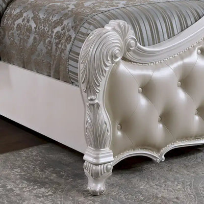 Furniture of America Eugene Traditional 3-Piece Solid Wood Panel Bedroom Set