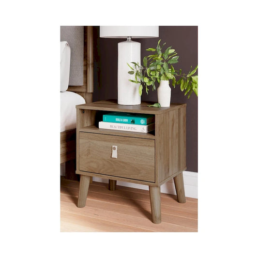Signature Design by Ashley Aprilyn Nightstand